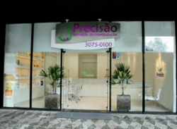 Foto de Precisão Farmácia de Manipulação Curitiba por Fabio Zamin em 18/10/2008